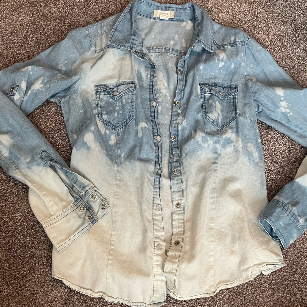 Acid wash Jean long sleeve